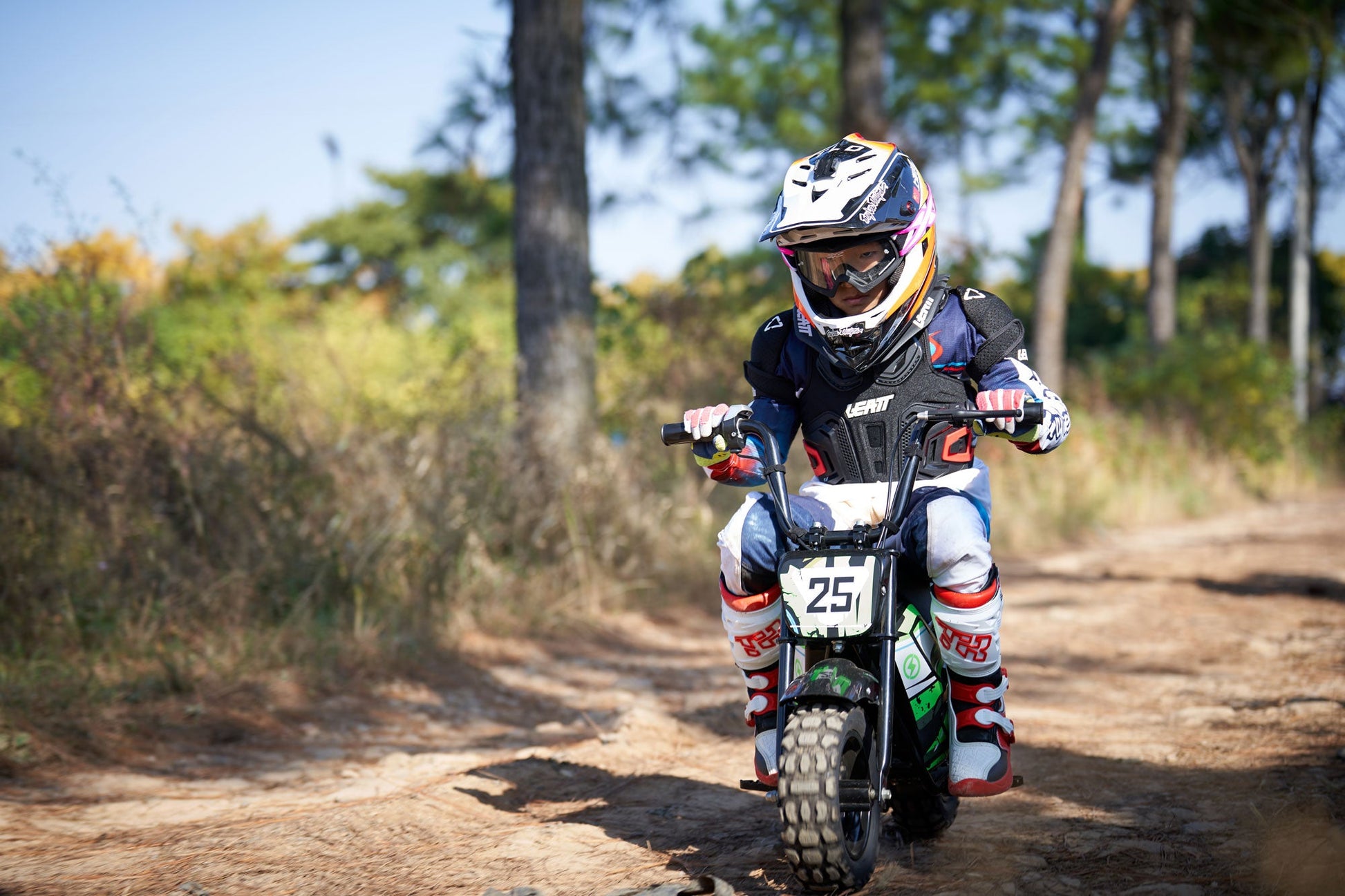 MotoTec 24v 250w Electric Mini Bike Black - Image 7