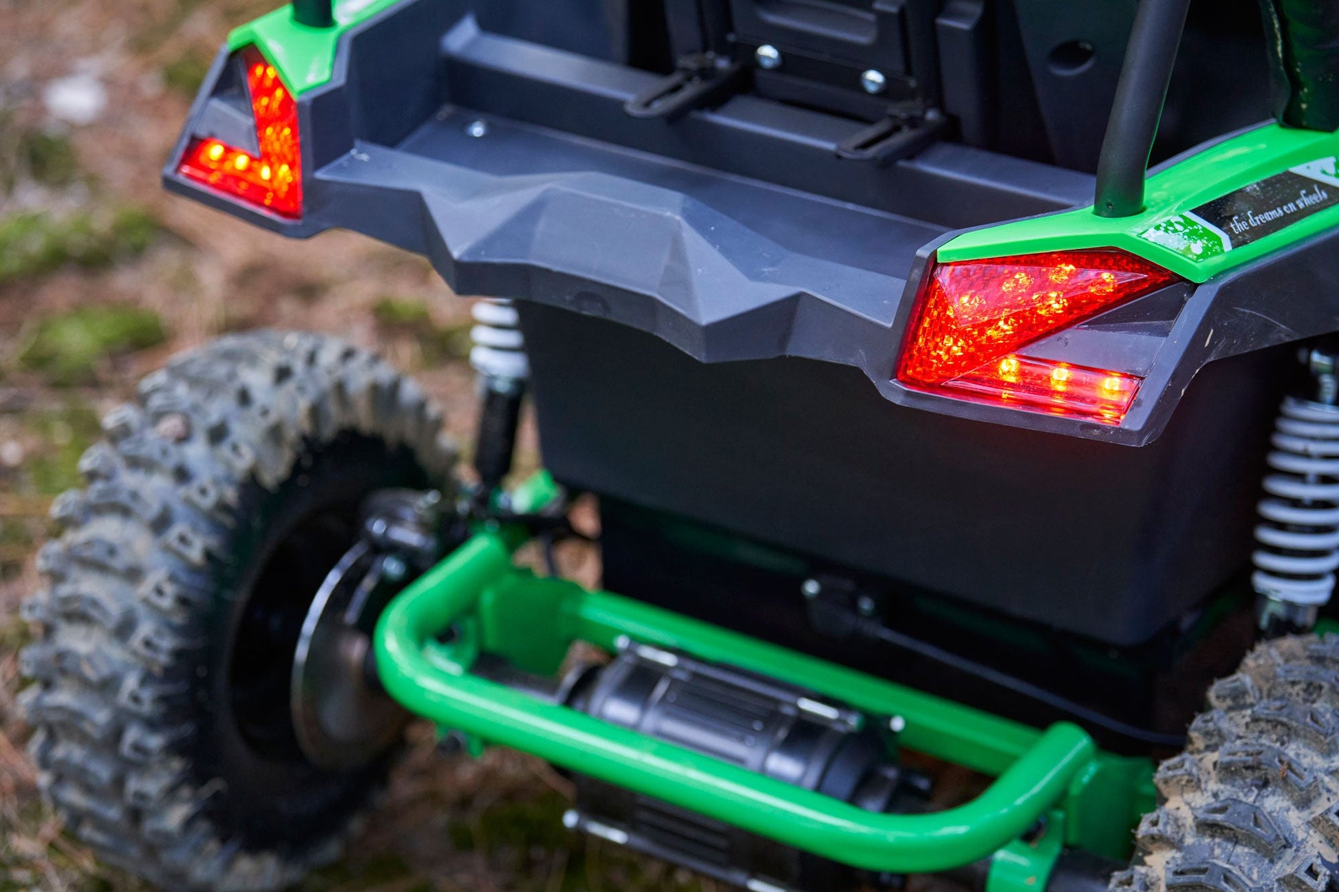 MotoTec Raider Kids UTV 48v 1200w Full Suspension Red - Image 8