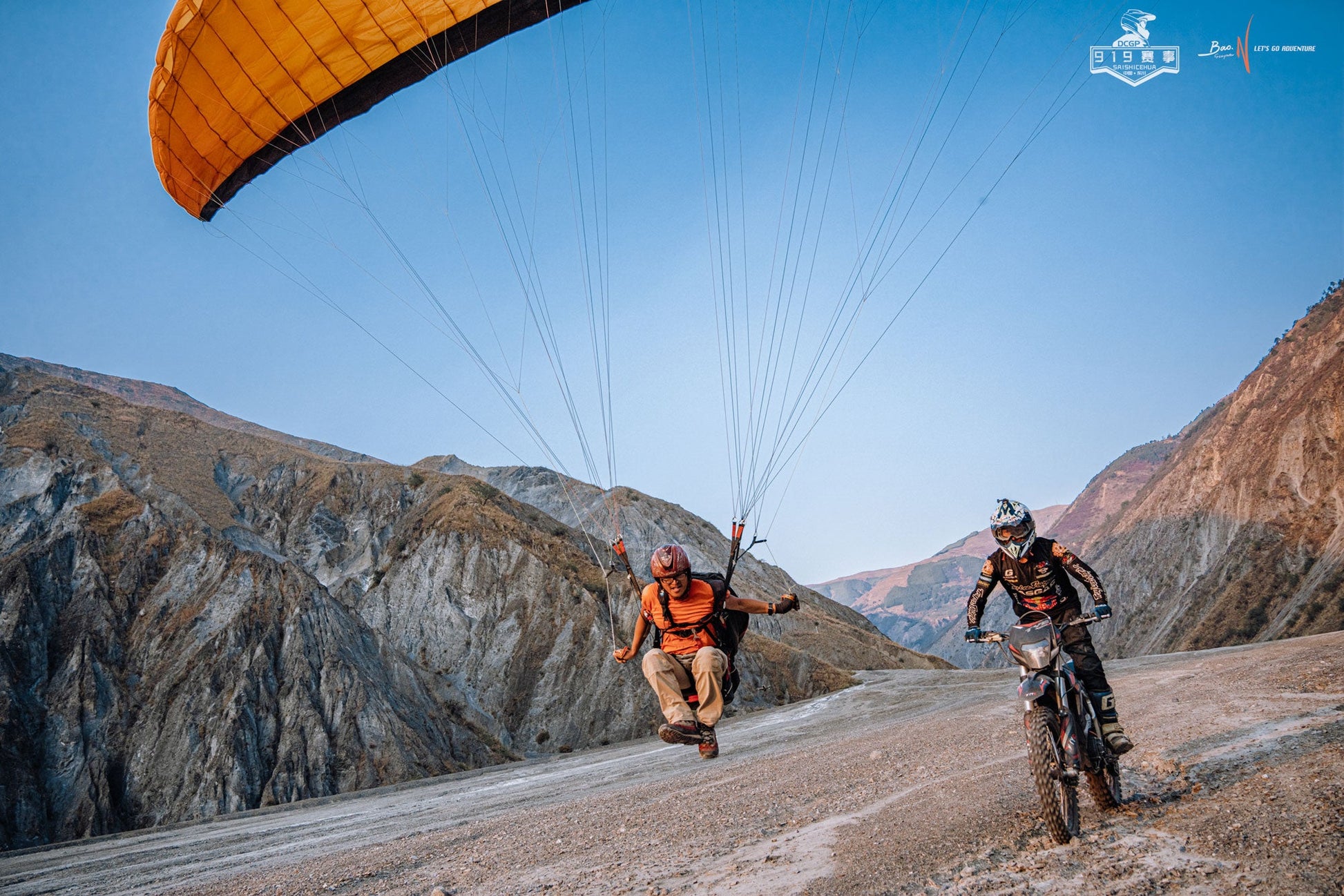 MotoTec Venom 72v 12000w 50ah Electric Dirt Bike White - Image 19